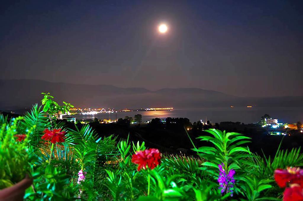 Residence Jazoj Vlorë Esterno foto