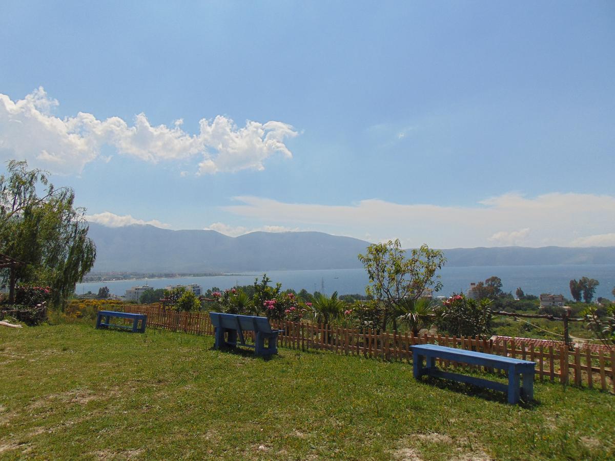 Residence Jazoj Vlorë Esterno foto