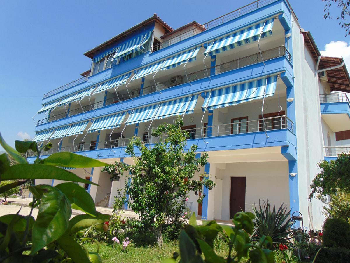 Residence Jazoj Vlorë Esterno foto