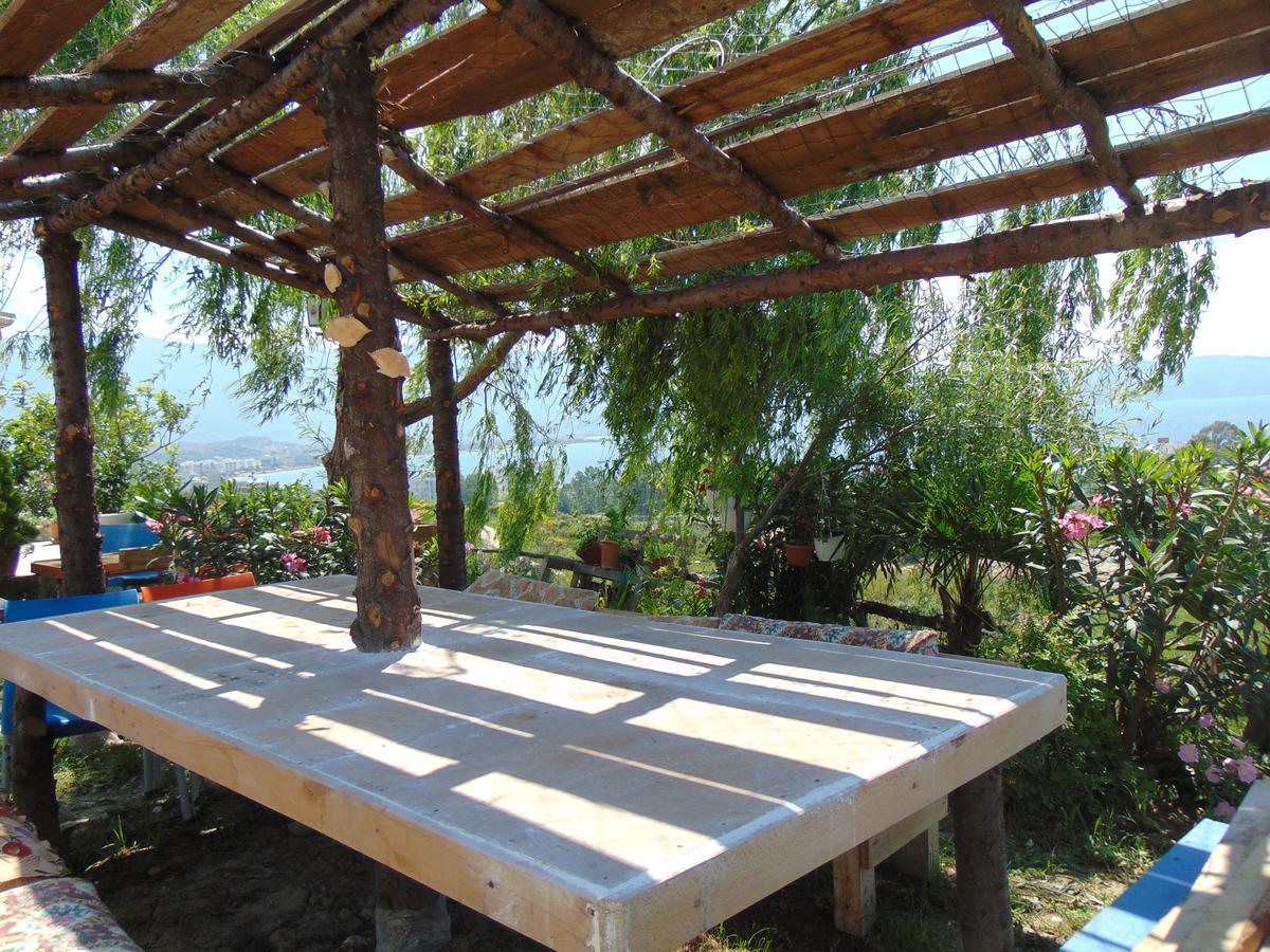 Residence Jazoj Vlorë Esterno foto